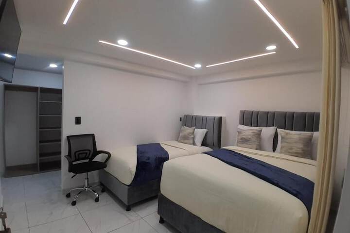 Room 3 of 34