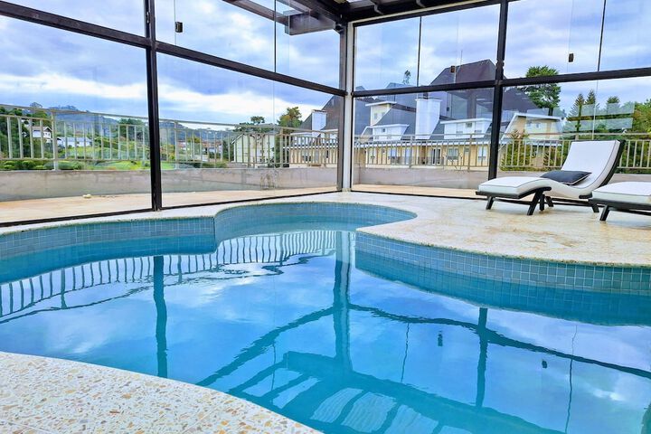 Pool 42 of 55