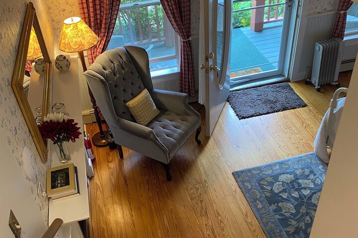 Room 26 of 49