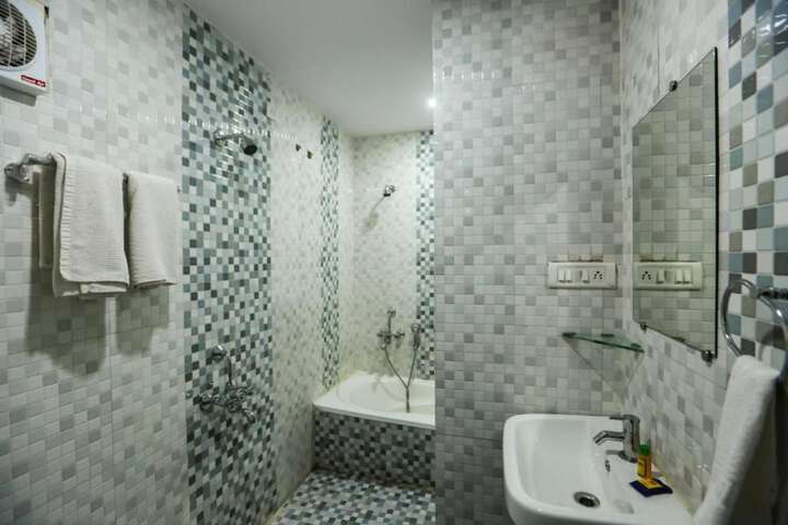 Room 20 of 30