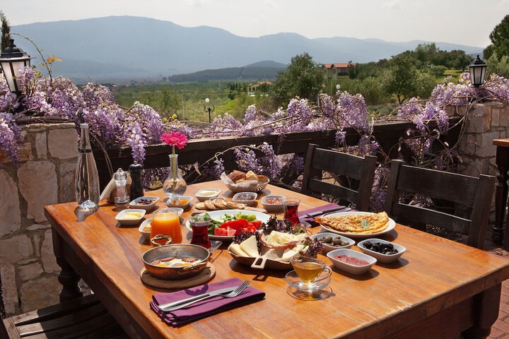 Breakfast/Coffee Service 85 of 123