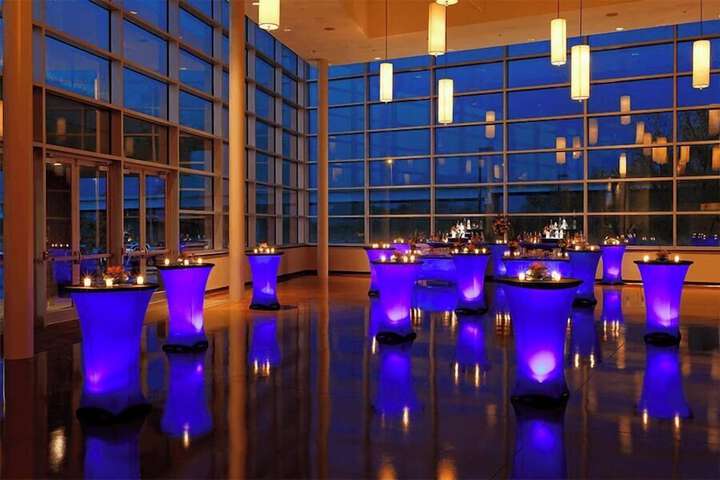 Banquet hall