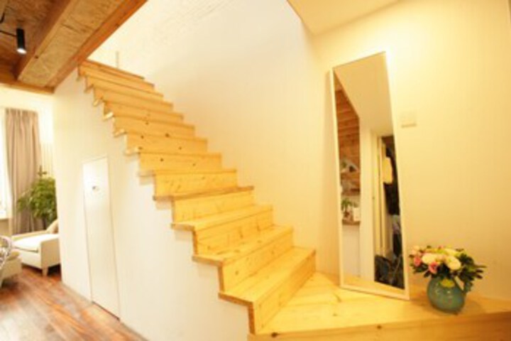 Room 16 of 30