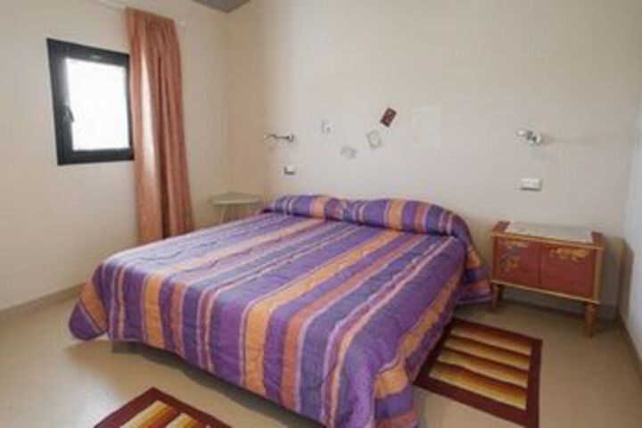 Room 13 of 53