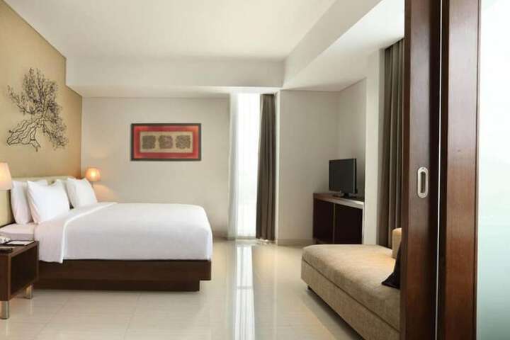 Room 3 of 23