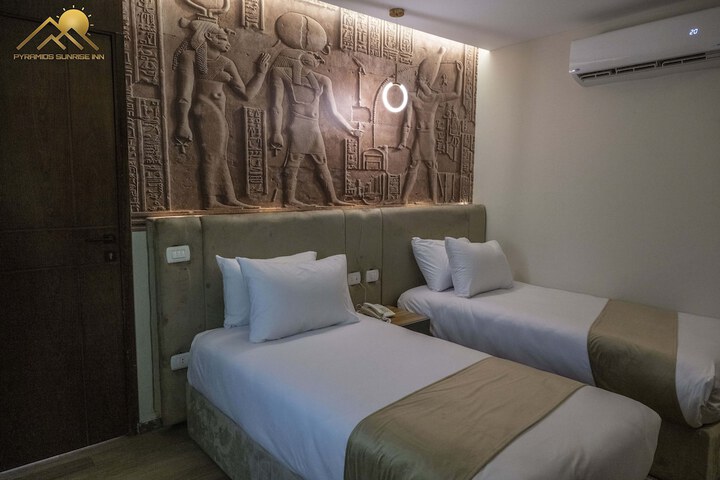 Room 6 of 183