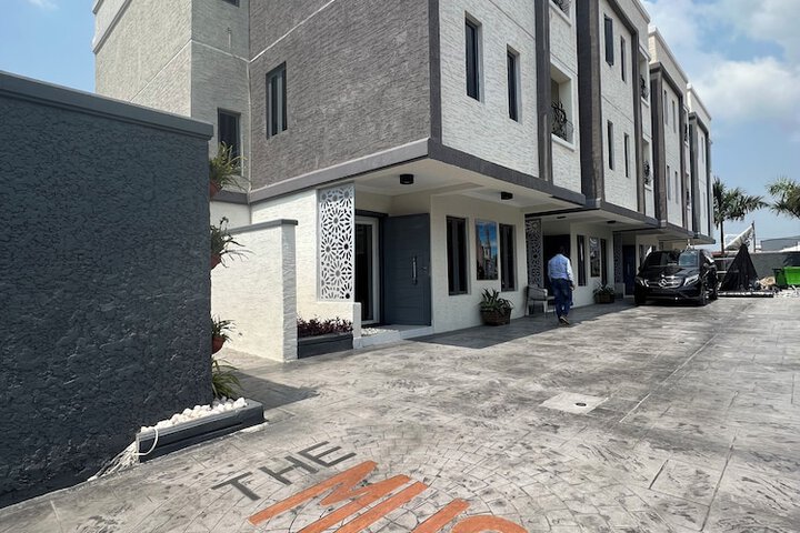 Hotel 66 of 68