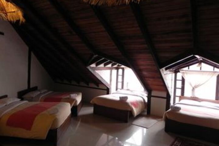 Room 53 of 83