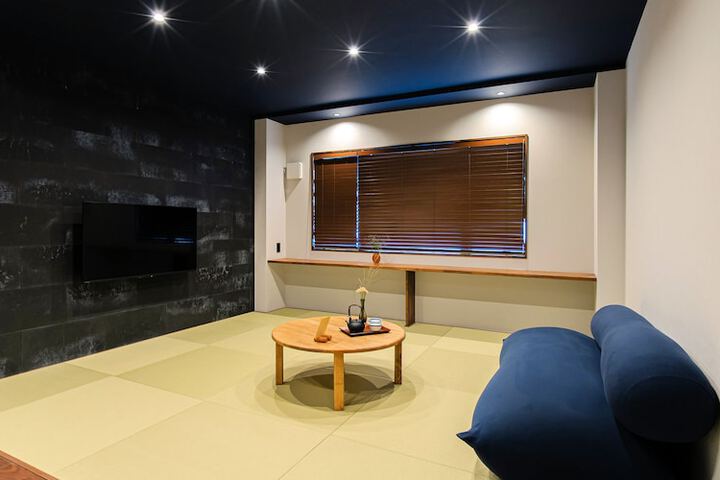 Room 10 of 71