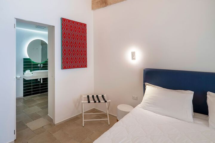 Room 20 of 82