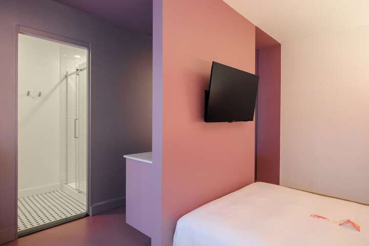Room 41 of 55