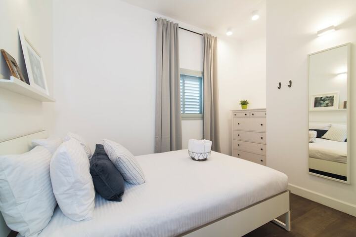 Room 10 of 78