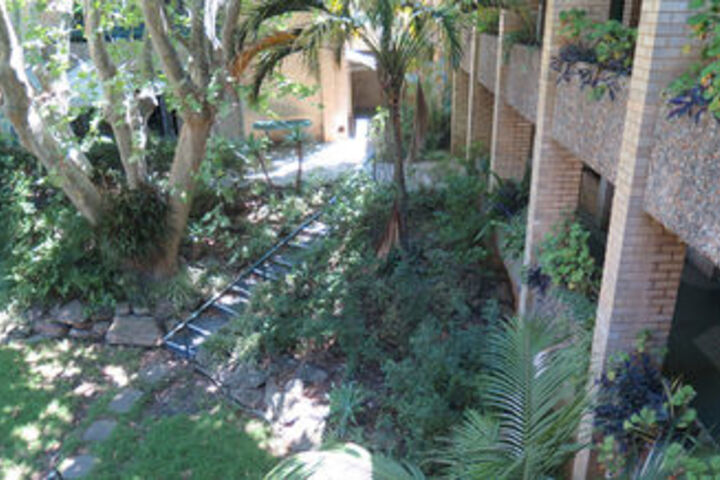 Hotel Exterior 6 of 21