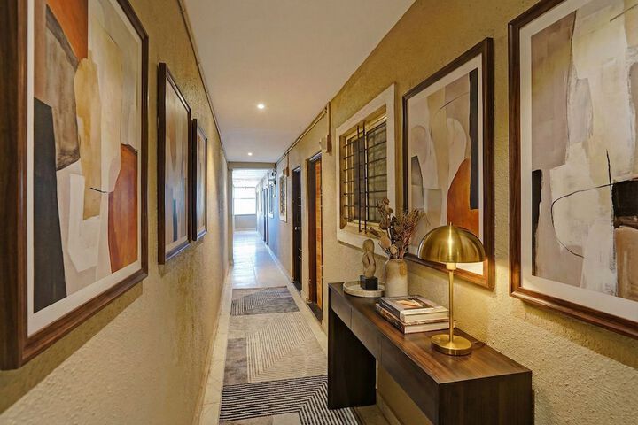 Hotel Interior 4 of 28