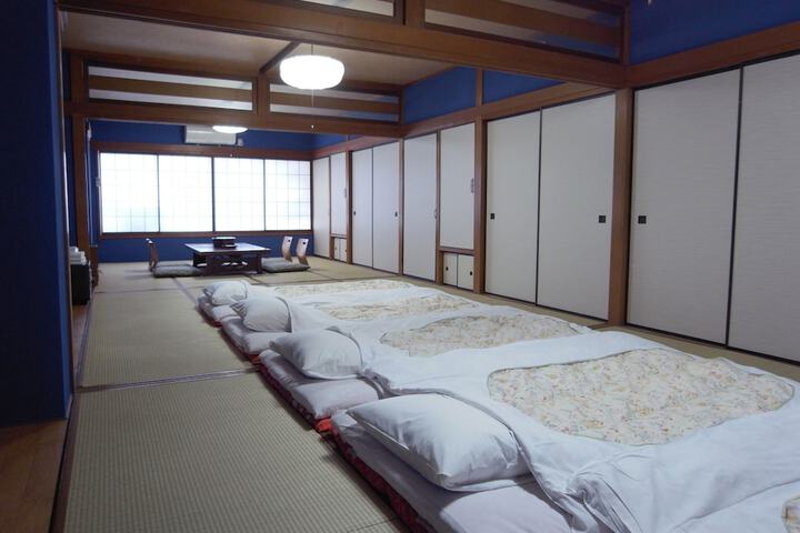 Room 15 of 31