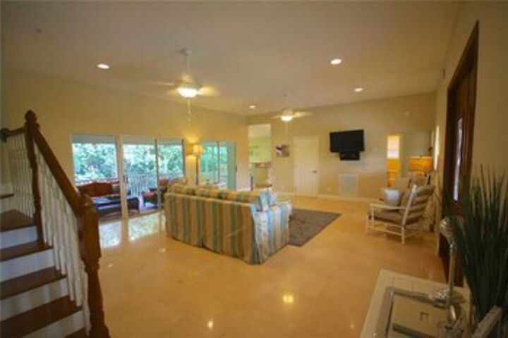 Room 9 of 20