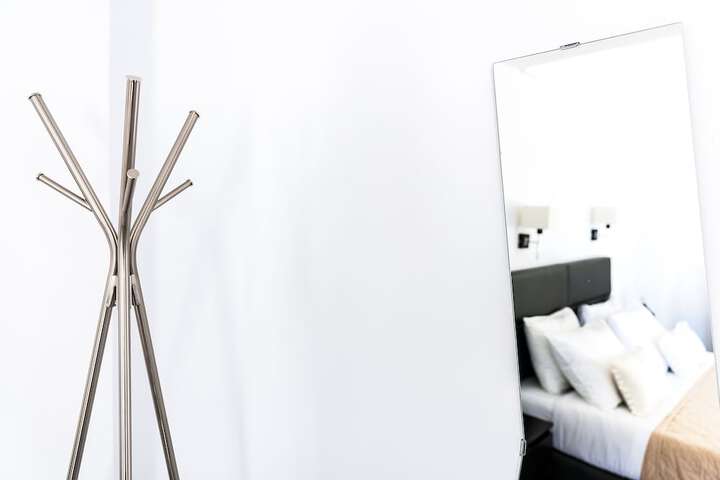 Room 48 of 94