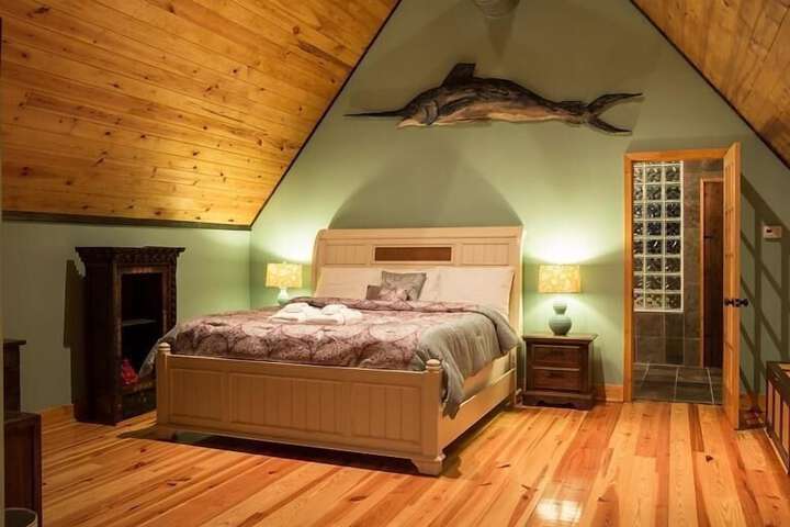Room 8 of 27
