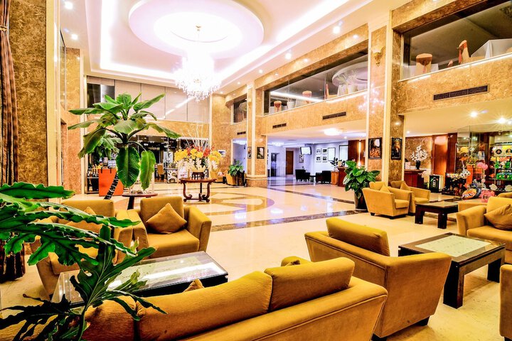 Hotel Interior 9 of 71