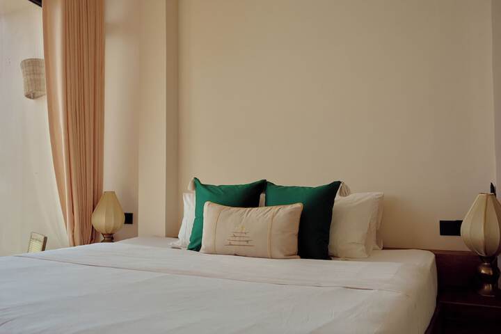 Room 27 of 56