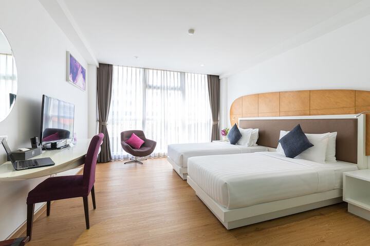 Room 21 of 84
