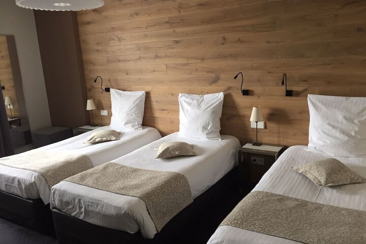 Room 4 of 55