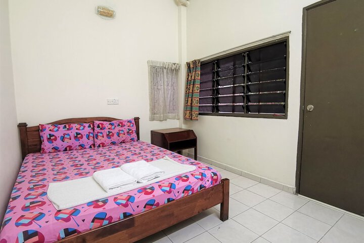 Room 28 of 36