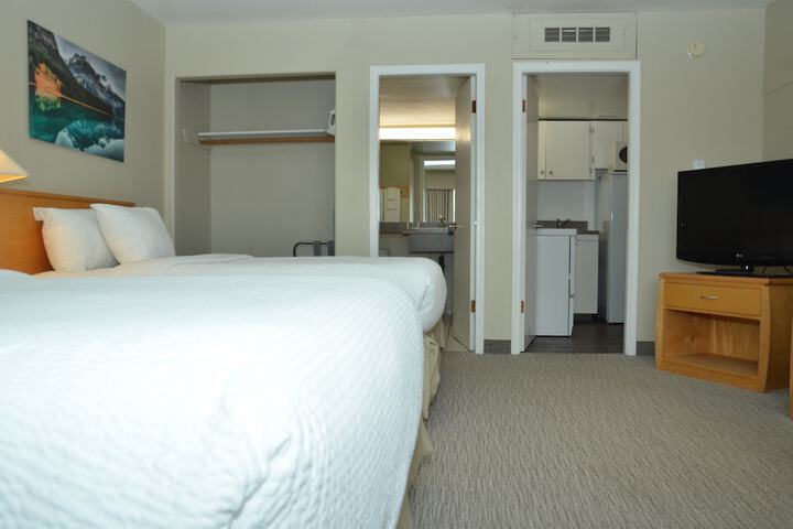 Room 13 of 78