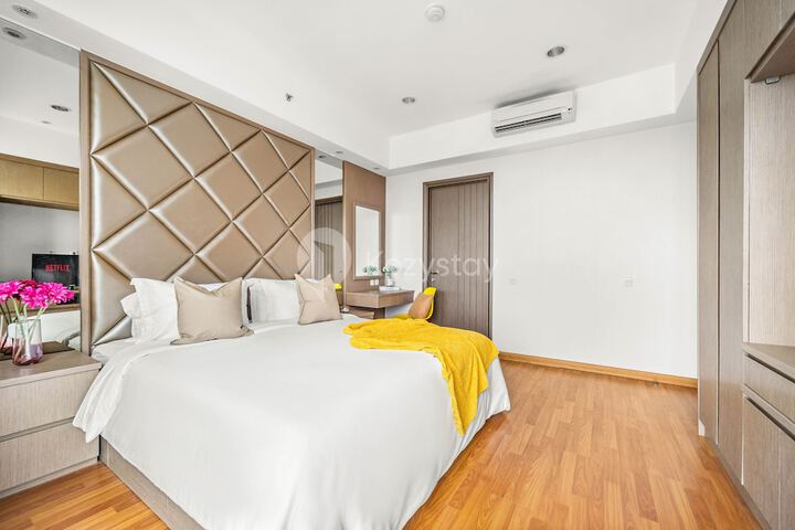 Room 2 of 24