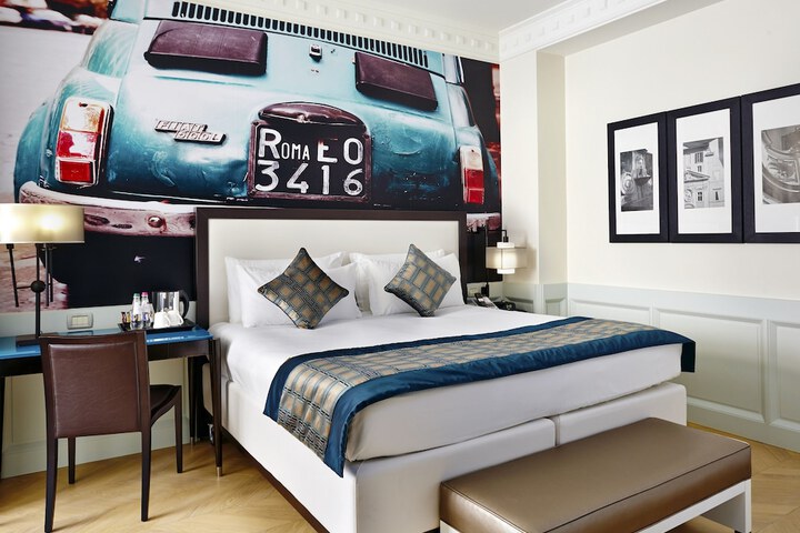 Room 33 of 134