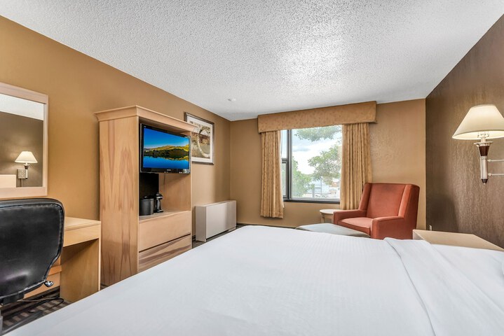 Room 9 of 49