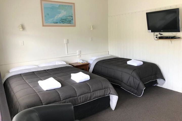 Room 10 of 50