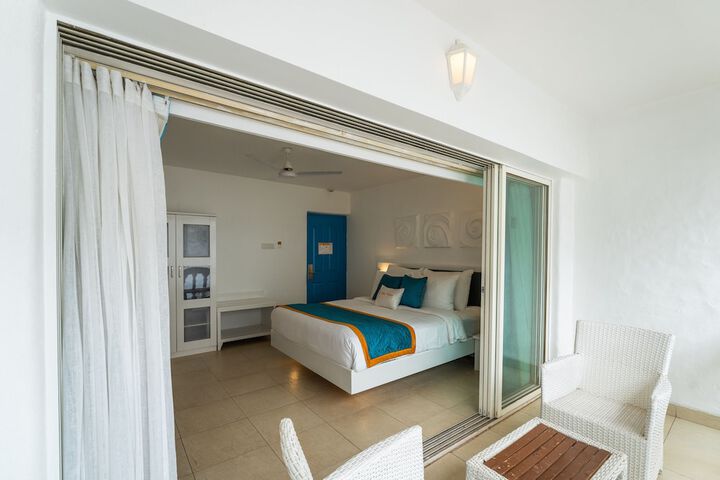 Room 16 of 45