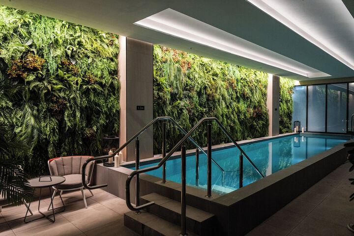 Pool 57 of 84