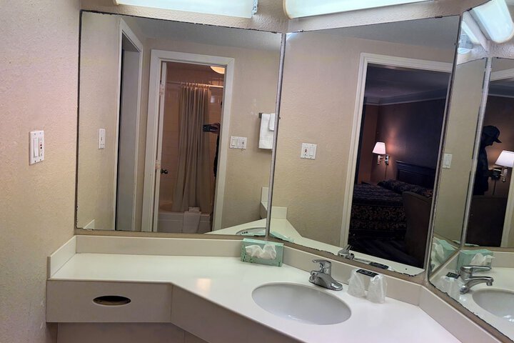 Clean Restrooms