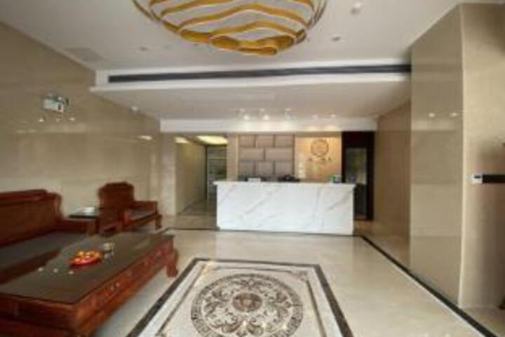 Photo of Zhongshan Yuexi Holiday Inn