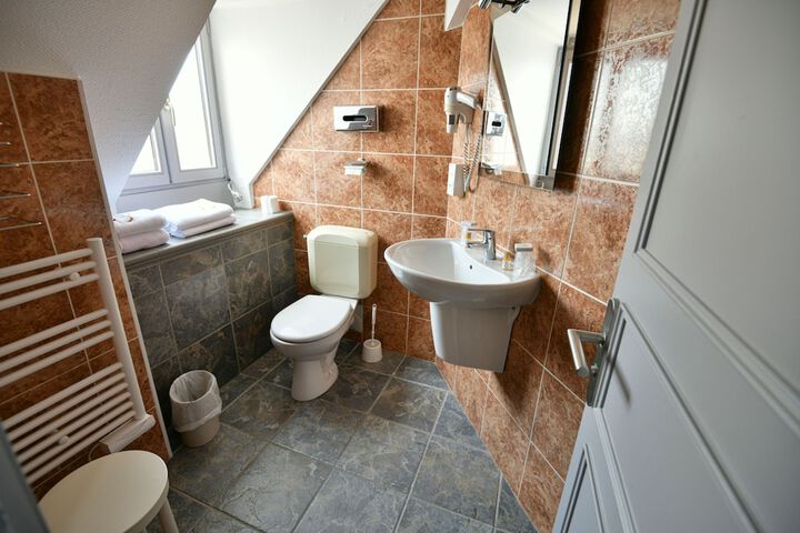 Room 45 of 61