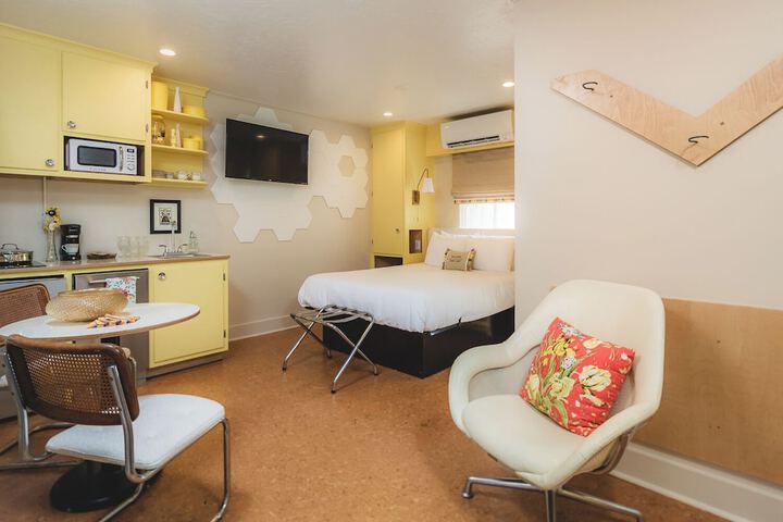 Room 56 of 102