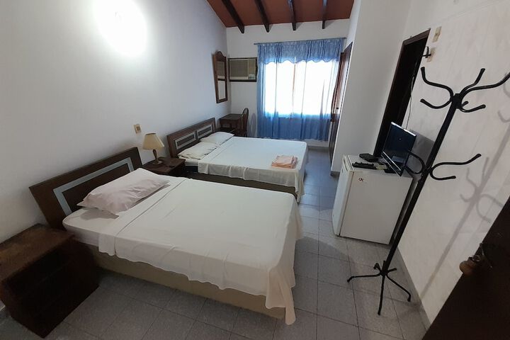 Room 7 of 27