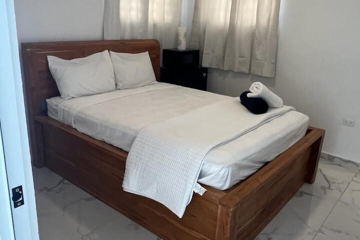 Room 9 of 23