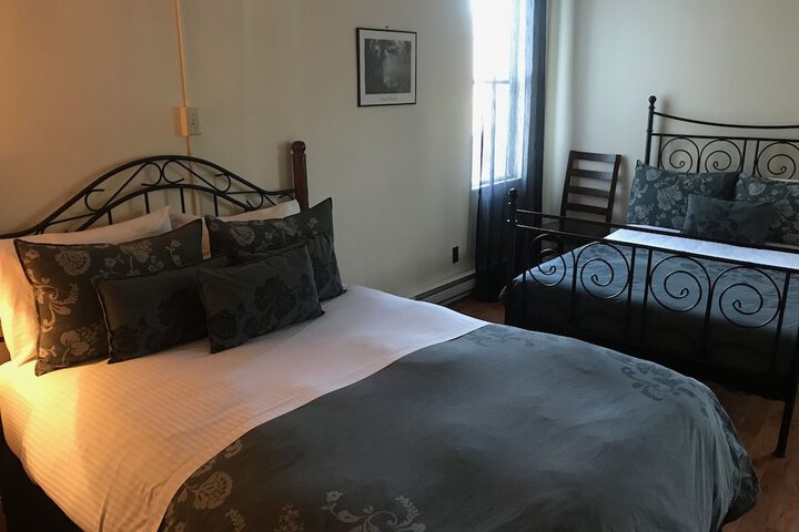 Room 6 of 45