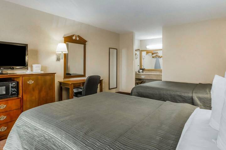 1 Double Bed (3 of 7)