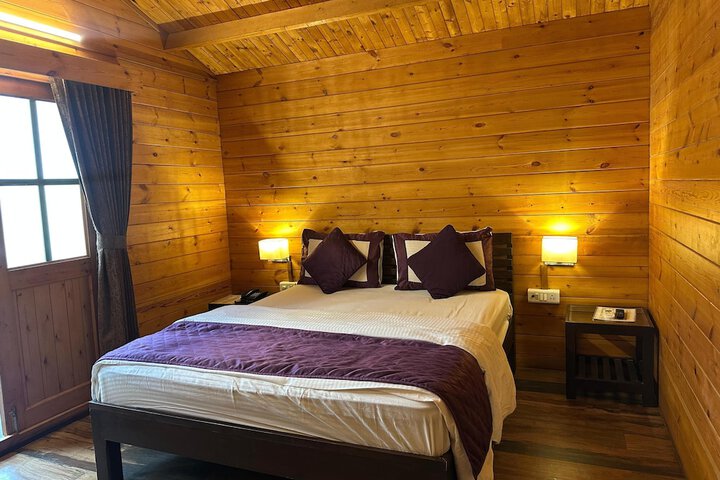 Room 8 of 19