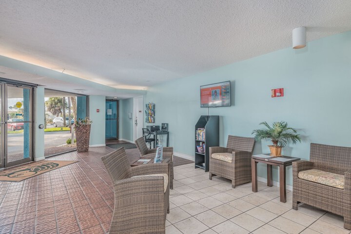 Lobby Photos