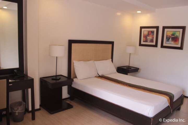 Room 4 of 31