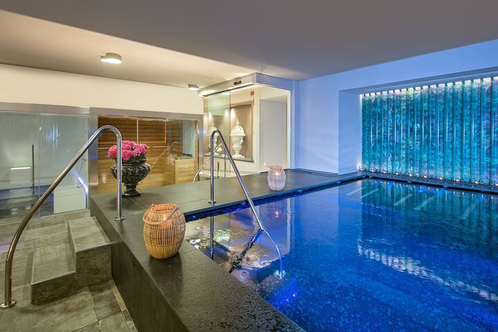 Pool 66 of 97