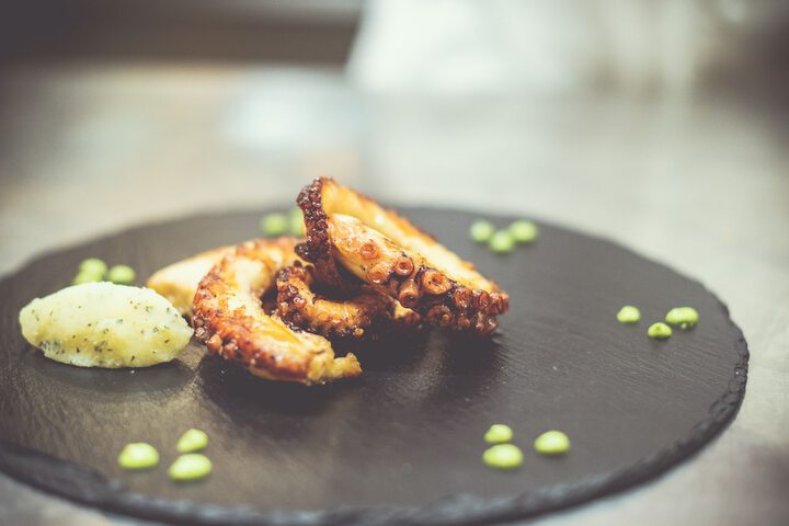 Dining 97 of 136