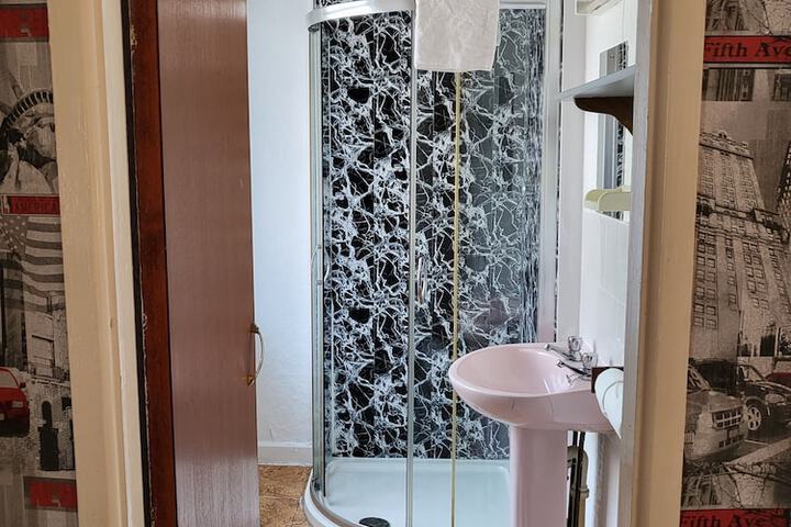 Room 55 of 109