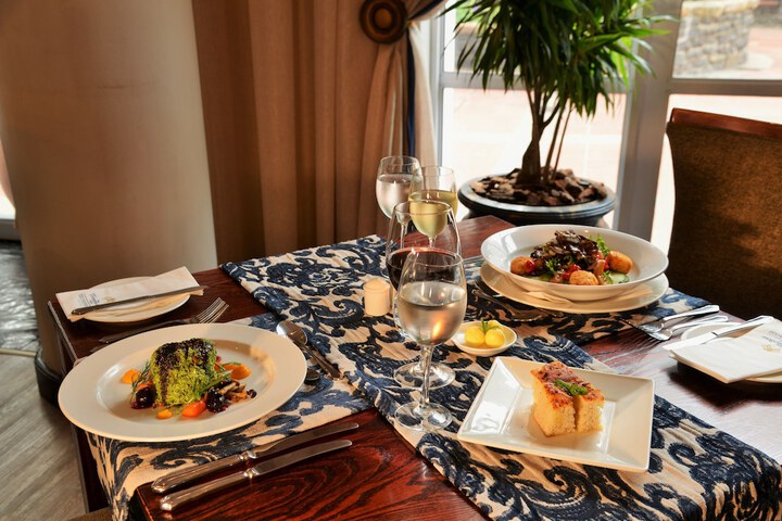 Dining 97 of 155