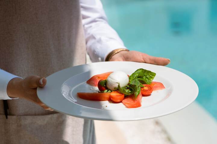 Dining 82 of 97